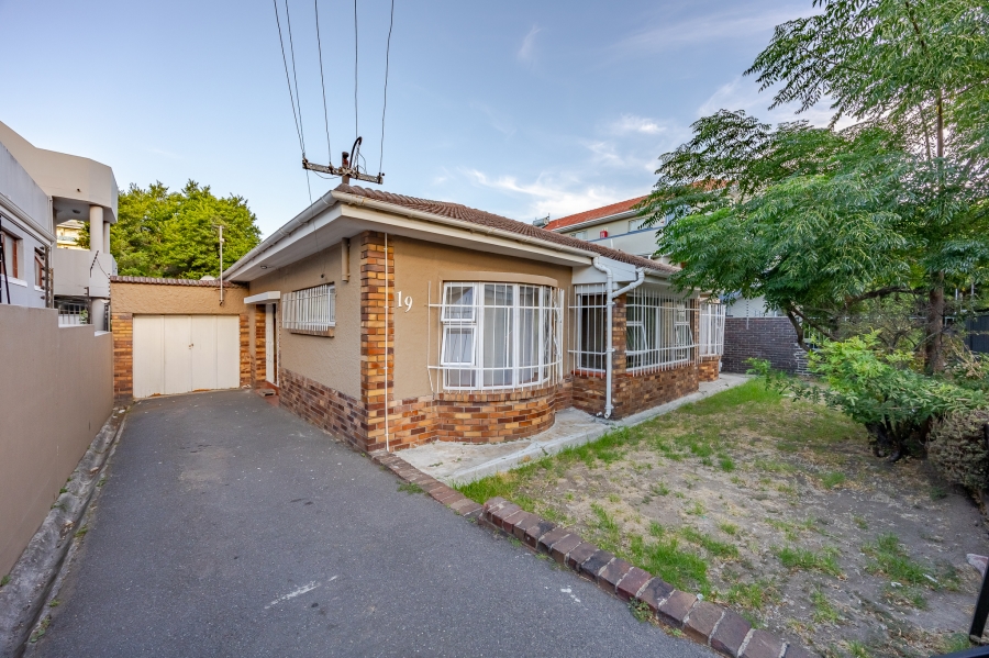 4 Bedroom Property for Sale in Mowbray Western Cape
